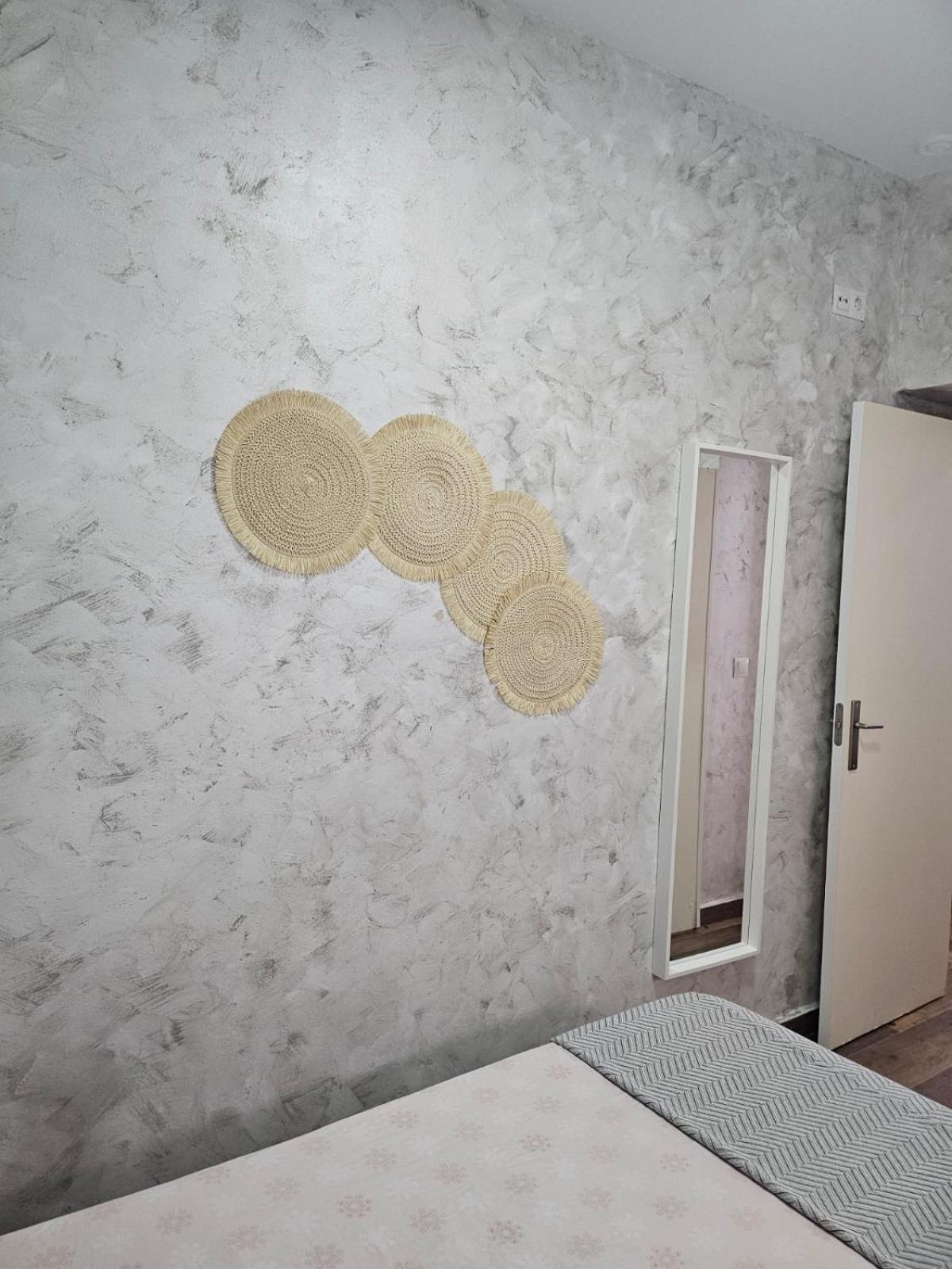 Geminis Apartment โรตา ภายนอก รูปภาพ